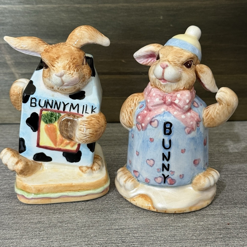 Bunny Boy & Girl Salt & Pepper‎ EASTER Shakers Milk  HDW129B Ceramic